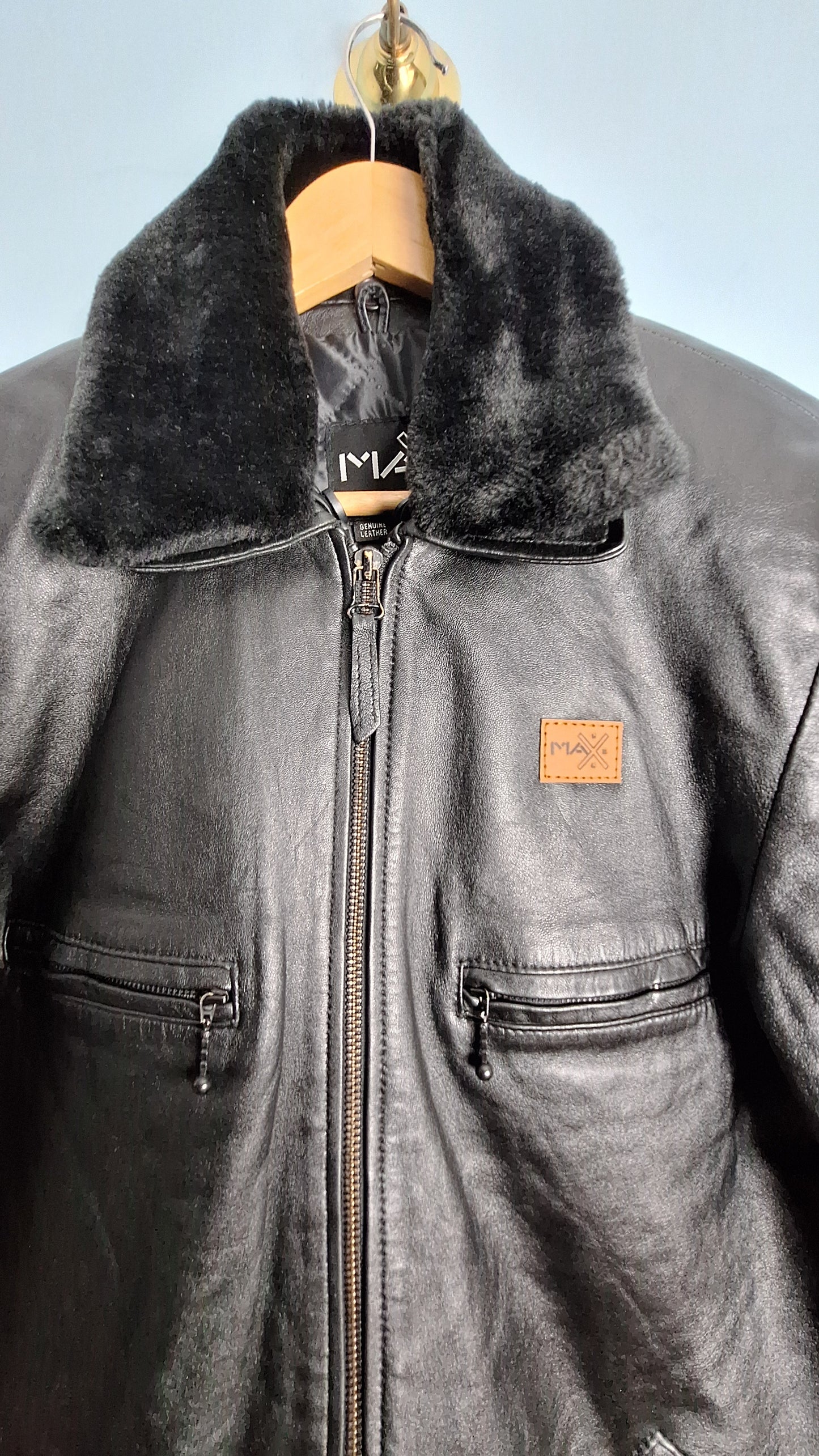Genuine Leather Jacket with Faux Fur Collar - Classic & Warm Winter Wear