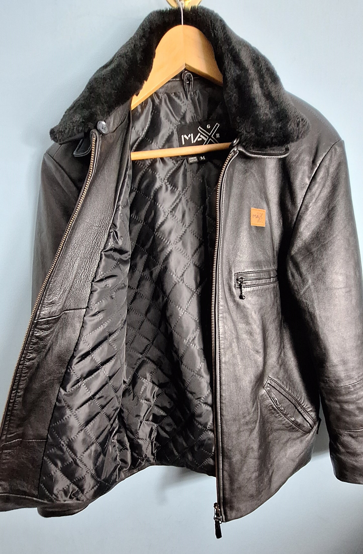 Genuine Leather Jacket with Faux Fur Collar - Classic & Warm Winter Wear