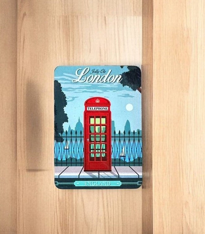 London-Themed Wooden Metal Magnet - Perfect Gift and Stylish Fridge Decor