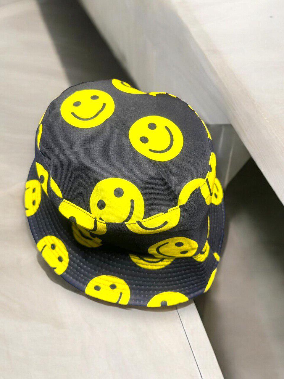 Trendy Bucket Hats Collection - Classic Checkered and Vibrant Smiley Design - Unisex Summer Hats