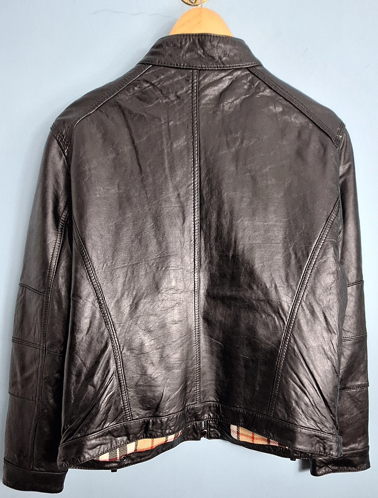 Men’s Genuine Leather Jacket – Black Leather Jacket | Timeless & Stylish Outerwear l MAXGRG